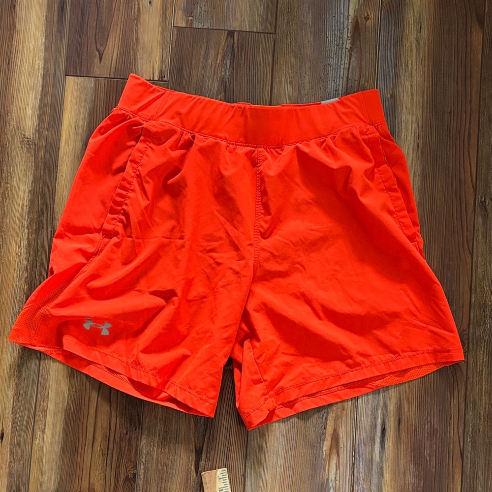 Under Armour Vibrant Orange Sports Shorts Large